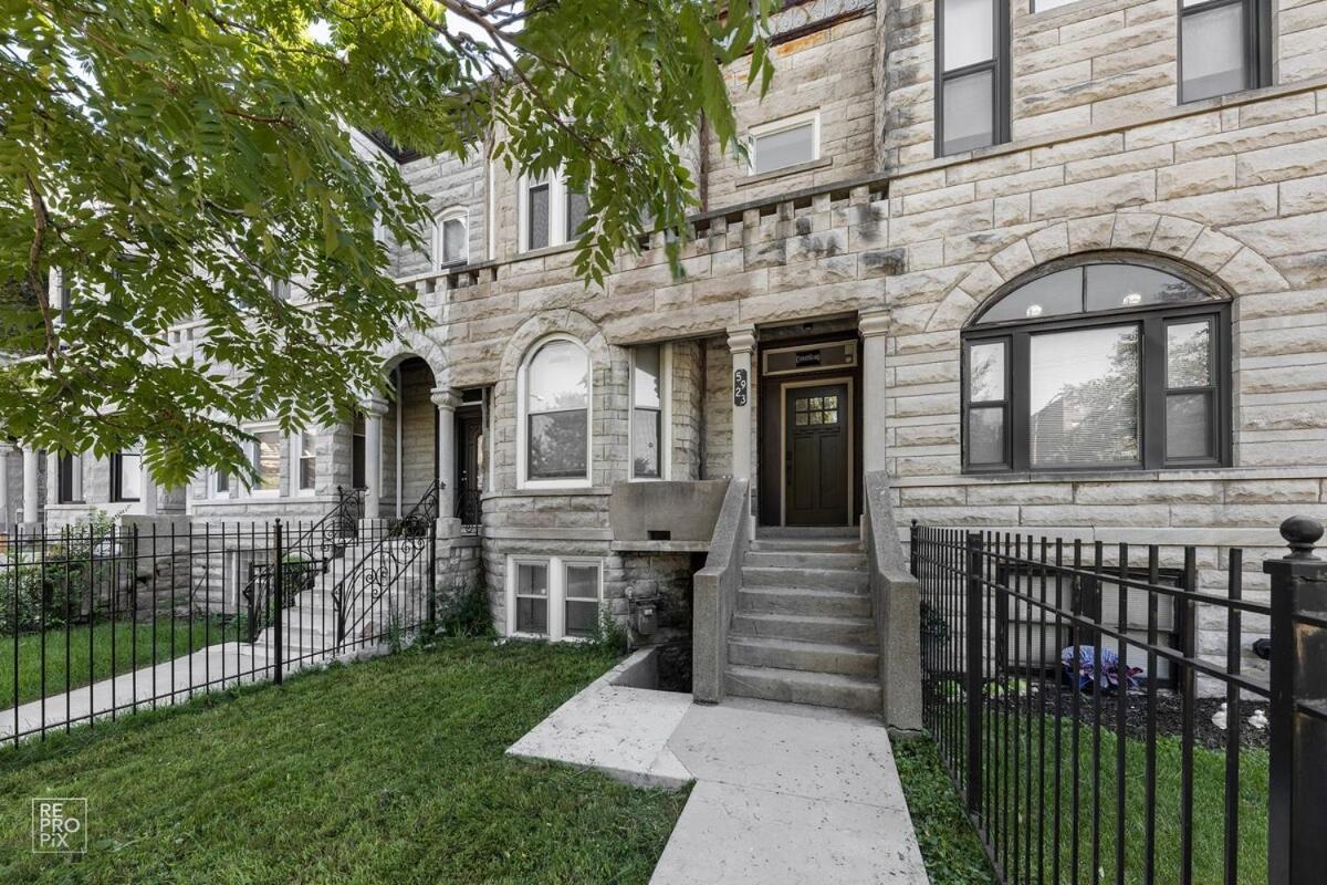 Romantic 3 Bed Home In The Heart Of The Park Chicago Dış mekan fotoğraf